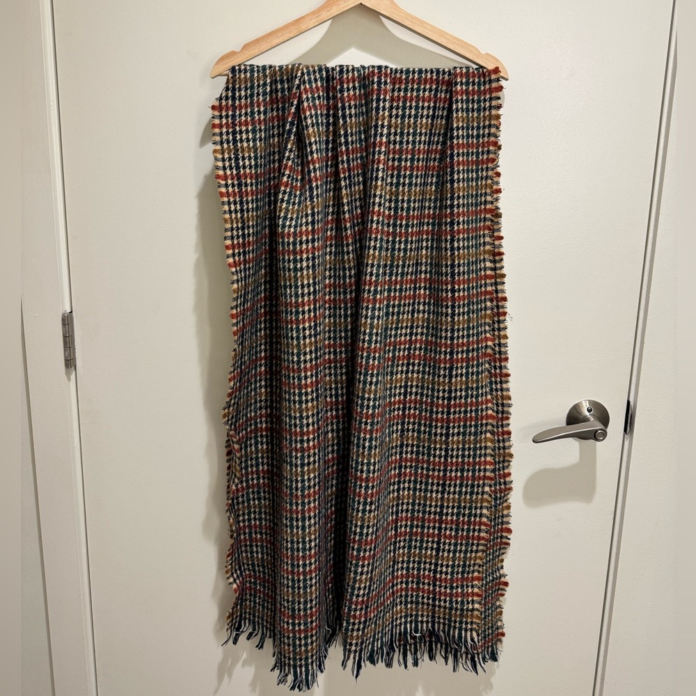 Anthropologie Maeve Houndstooth Scarf